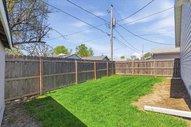 3808 RAMELLE Drive, Council Bluffs, IA 51501