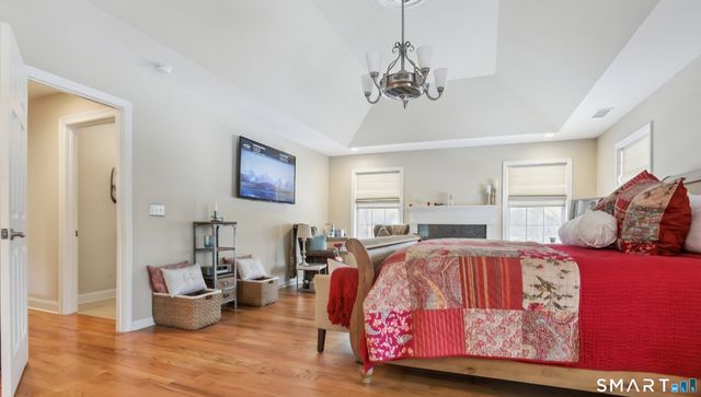 10 Ball Road, North Haven, CT 06473