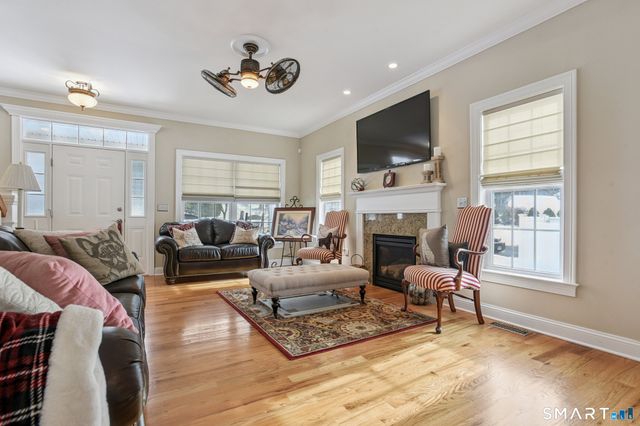 10 Ball Road, North Haven, CT 06473