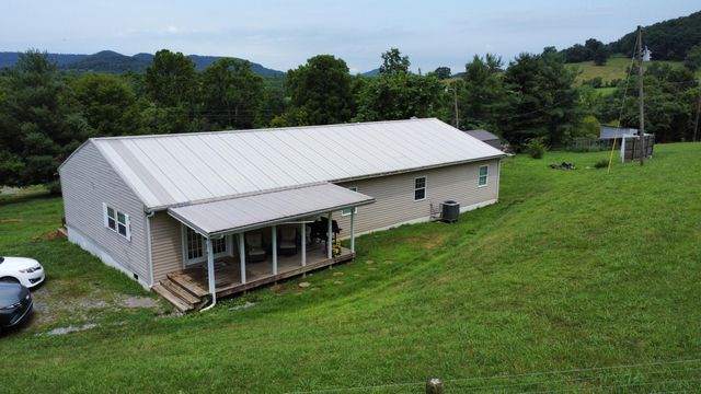 50 Farris Branch Road, Wallingford, KY 41093