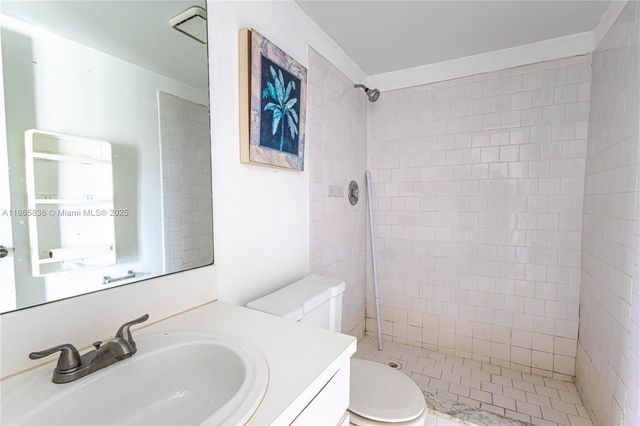 10350 SW 220th St 254, Cutler Bay, FL 33190