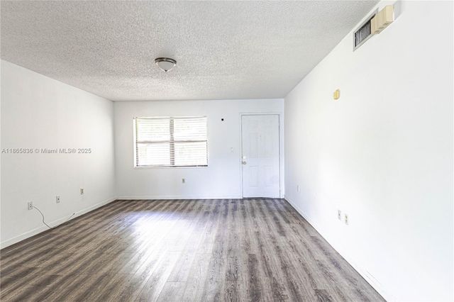 10350 SW 220th St 254, Cutler Bay, FL 33190