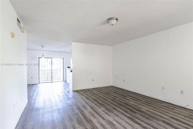 10350 SW 220th St 254, Cutler Bay, FL 33190