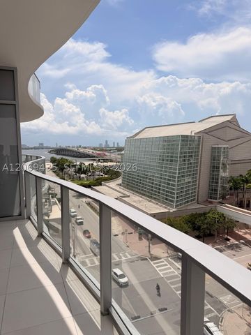 1400 Biscayne Blvd 702, Miami, FL 33132