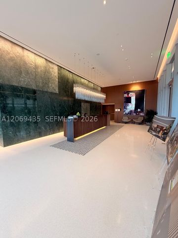 1400 Biscayne Blvd 702, Miami, FL 33132
