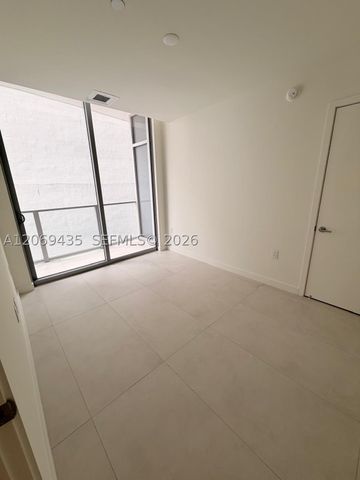 1400 Biscayne Blvd 702, Miami, FL 33132