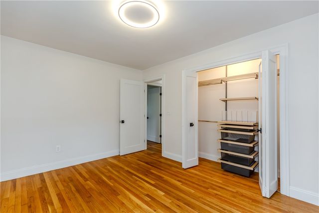 8 Barnes Street, Smithfield, RI 02828