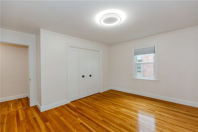 8 Barnes Street, Smithfield, RI 02828