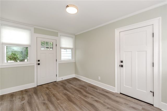 8 Barnes Street, Smithfield, RI 02828