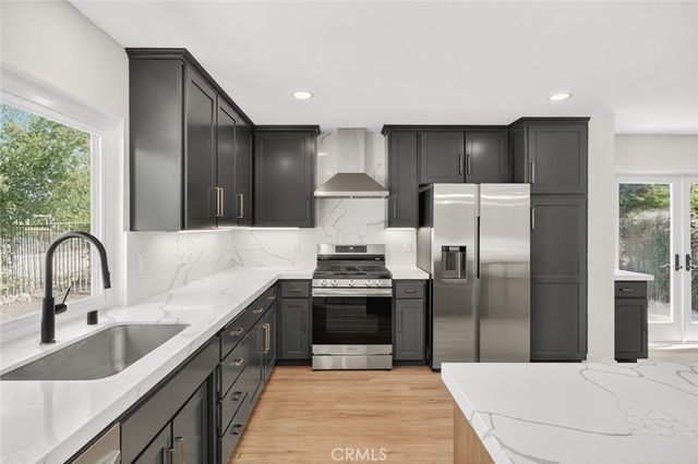 2257 Glastonbury, Westlake Village, CA 91361