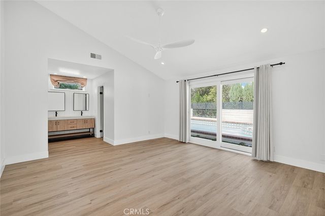 2257 Glastonbury, Westlake Village, CA 91361