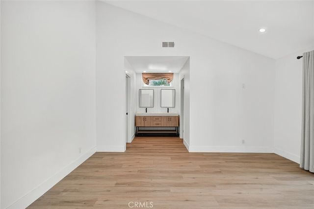 2257 Glastonbury, Westlake Village, CA 91361