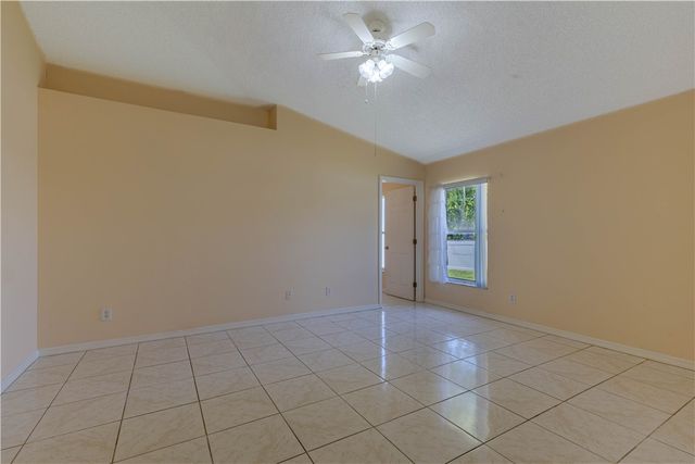 114 Douglas Avenue, Sebastian, FL 32958