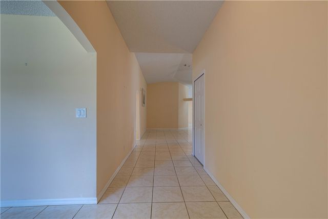 114 Douglas Avenue, Sebastian, FL 32958