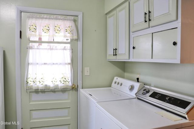 21-23 Dempster Street, Ravena, NY 12143