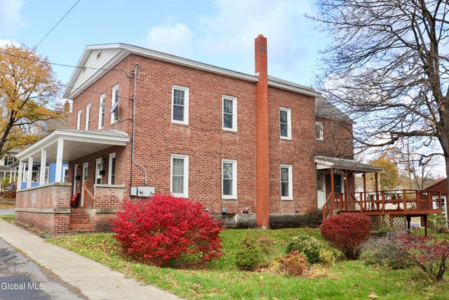 21-23 Dempster Street, Ravena, NY 12143