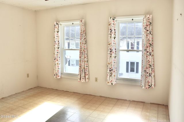 21-23 Dempster Street, Ravena, NY 12143