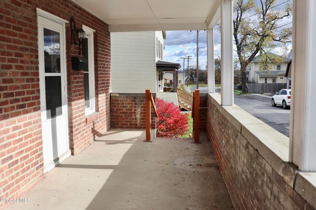 21-23 Dempster Street, Ravena, NY 12143