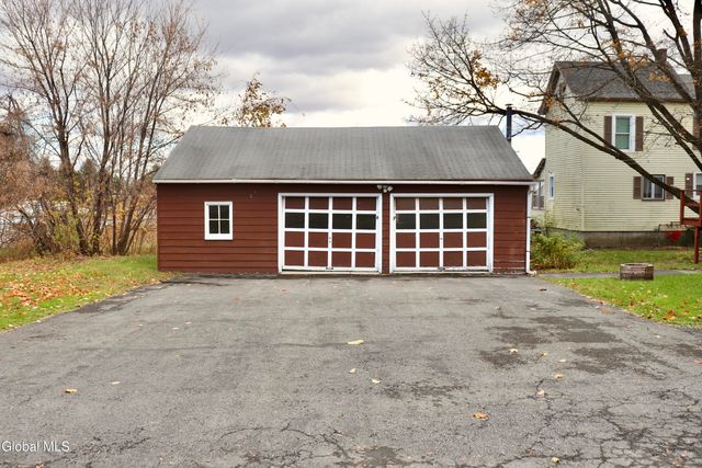 21-23 Dempster Street, Ravena, NY 12143