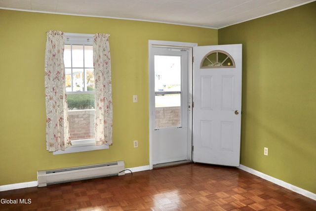 21-23 Dempster Street, Ravena, NY 12143