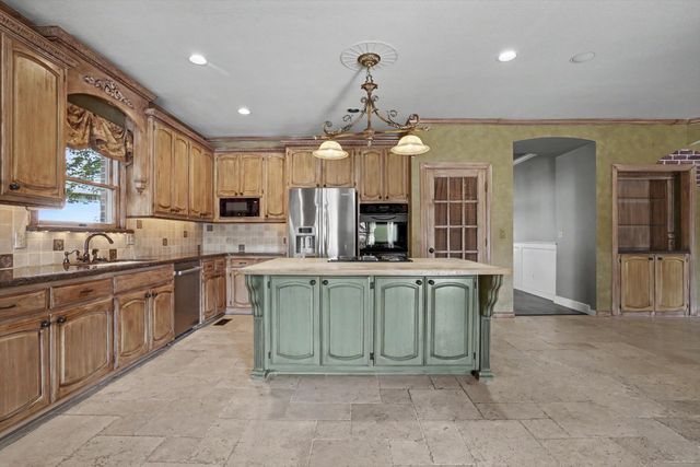 5102 E 104th Place, Tulsa, OK 74137