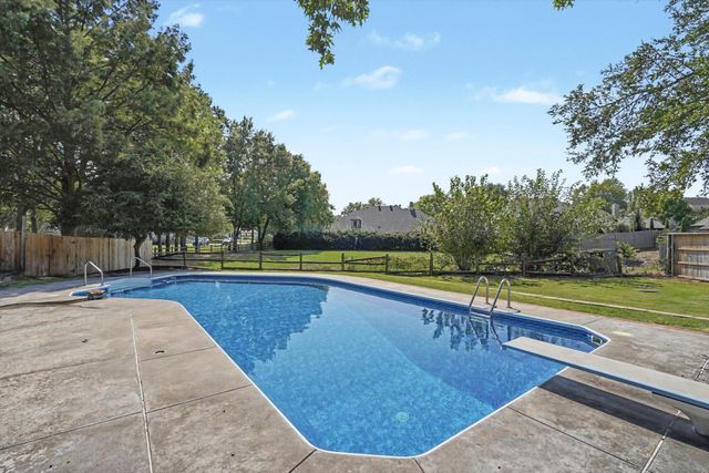 5102 E 104th Place, Tulsa, OK 74137