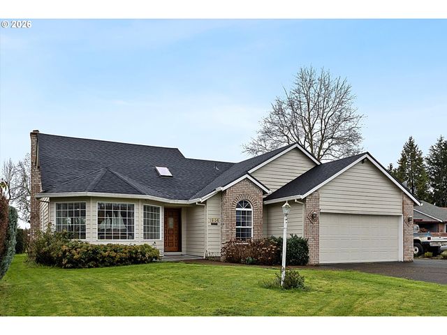 1954 Sw SESAME St, Mc Minnville, OR 97128