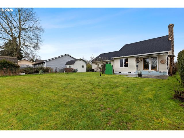 1954 Sw SESAME St, Mc Minnville, OR 97128