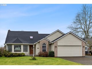 1954 Sw SESAME St, Mc Minnville, OR 97128