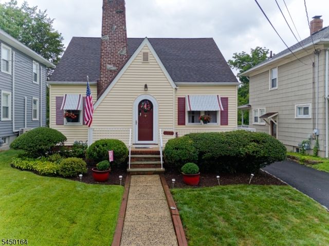 168 E High St, Somerville Boro, NJ 08876