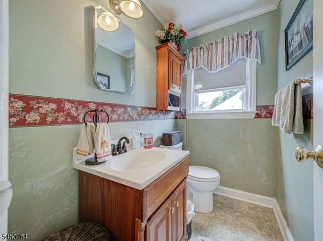 168 E High St, Somerville Boro, NJ 08876