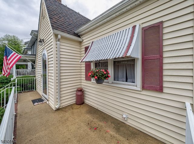 168 E High St, Somerville Boro, NJ 08876