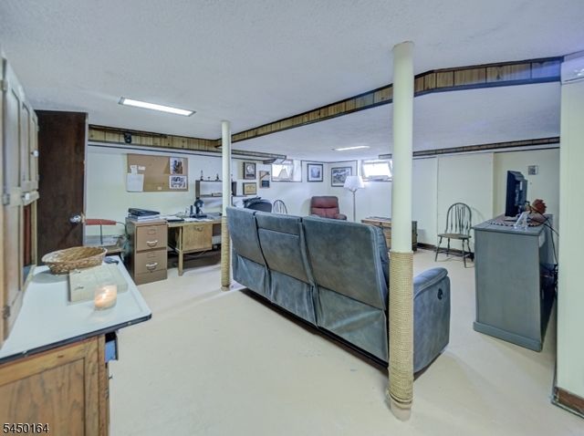 168 E High St, Somerville Boro, NJ 08876