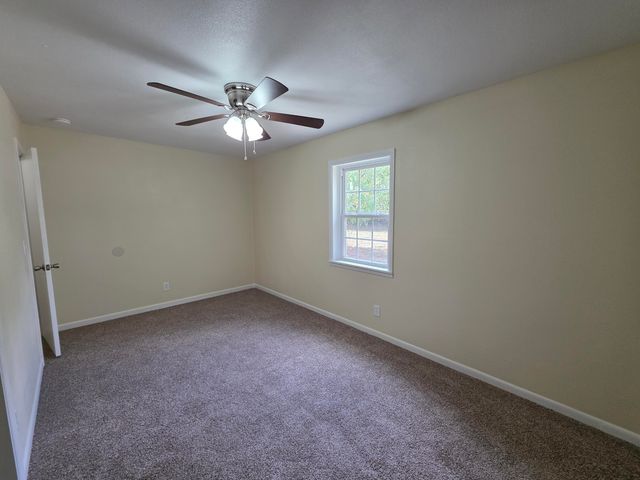 813 Bryan Street Street, Houston, MO 65483