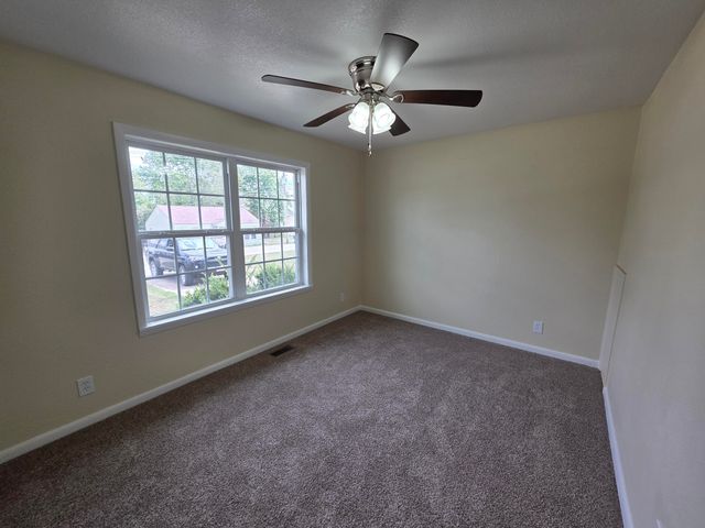 813 Bryan Street Street, Houston, MO 65483