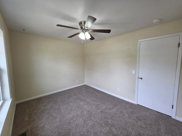 813 Bryan Street Street, Houston, MO 65483