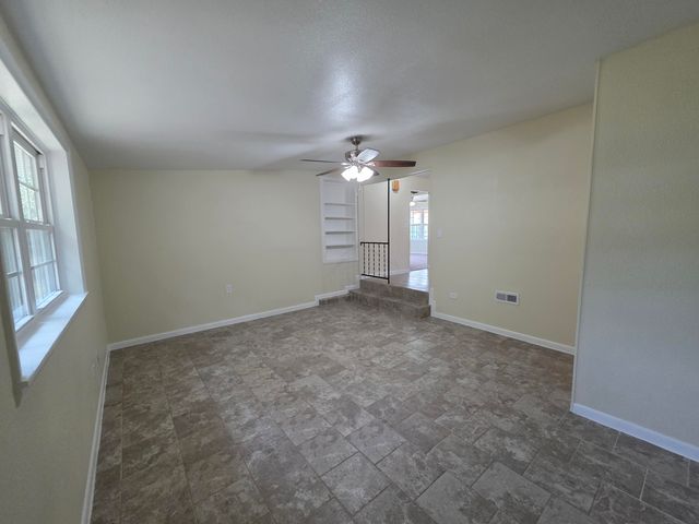 813 Bryan Street Street, Houston, MO 65483