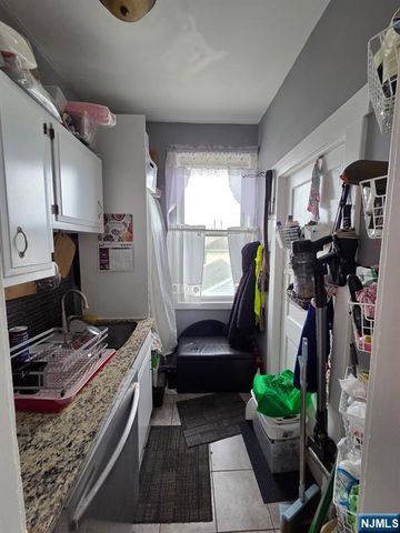 327 7th Street 2nd floor, Carlstadt, NJ 07072