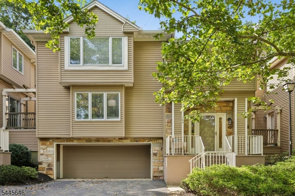 164 Clarken Dr, West Orange Twp., NJ 07052