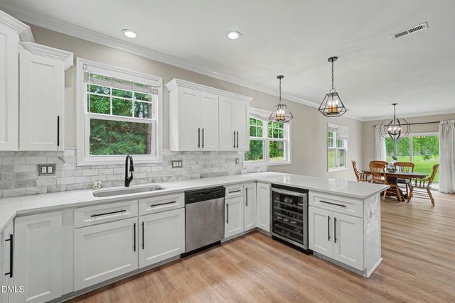 132 Apache Trail, Sanford, NC 27332