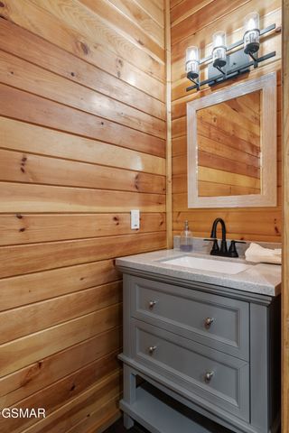 139 Water Tower Road, Gatlinburg, TN 37738