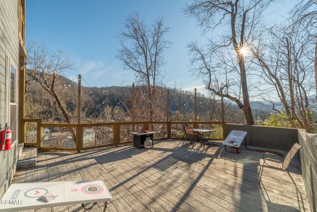 139 Water Tower Road, Gatlinburg, TN 37738
