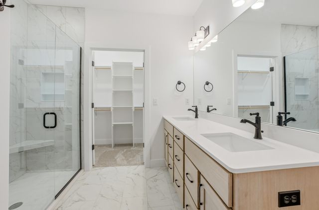 705 NAPA DR, Columbia, MO 65203