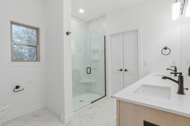 705 NAPA DR, Columbia, MO 65203