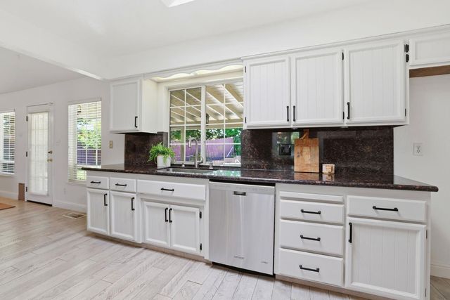 6801 Westmore Way, Carmichael, CA 95608