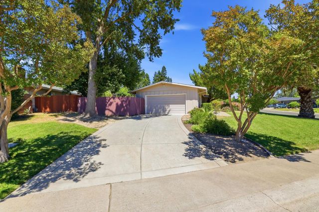 6801 Westmore Way, Carmichael, CA 95608
