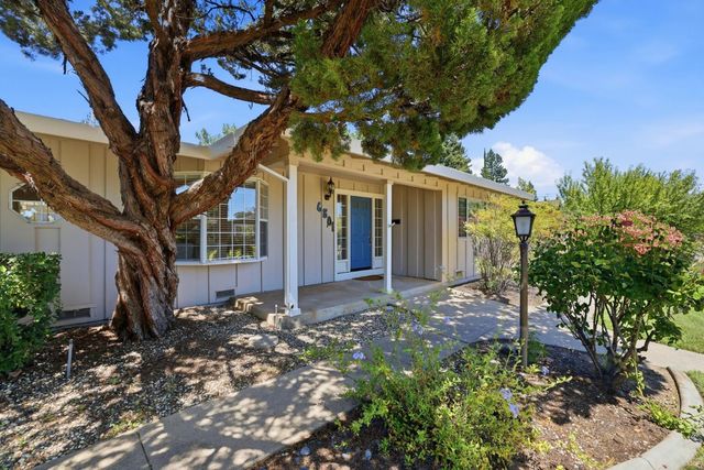 6801 Westmore Way, Carmichael, CA 95608