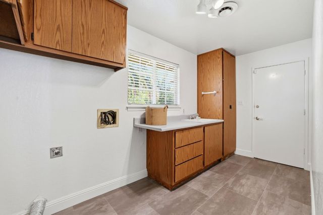 6801 Westmore Way, Carmichael, CA 95608