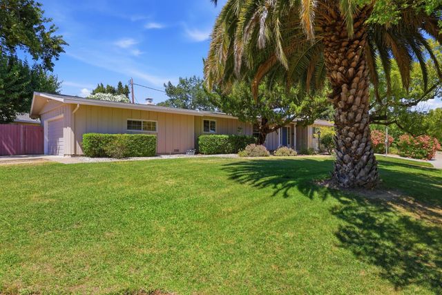 6801 Westmore Way, Carmichael, CA 95608