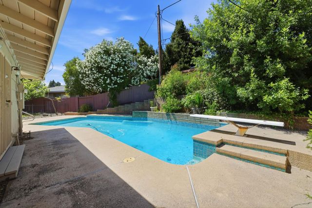 6801 Westmore Way, Carmichael, CA 95608